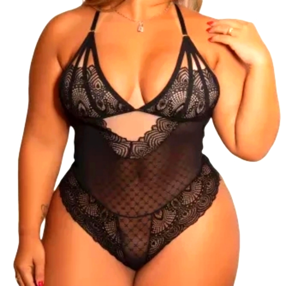Queen Exquisite Black Lace Strappy Teddy
